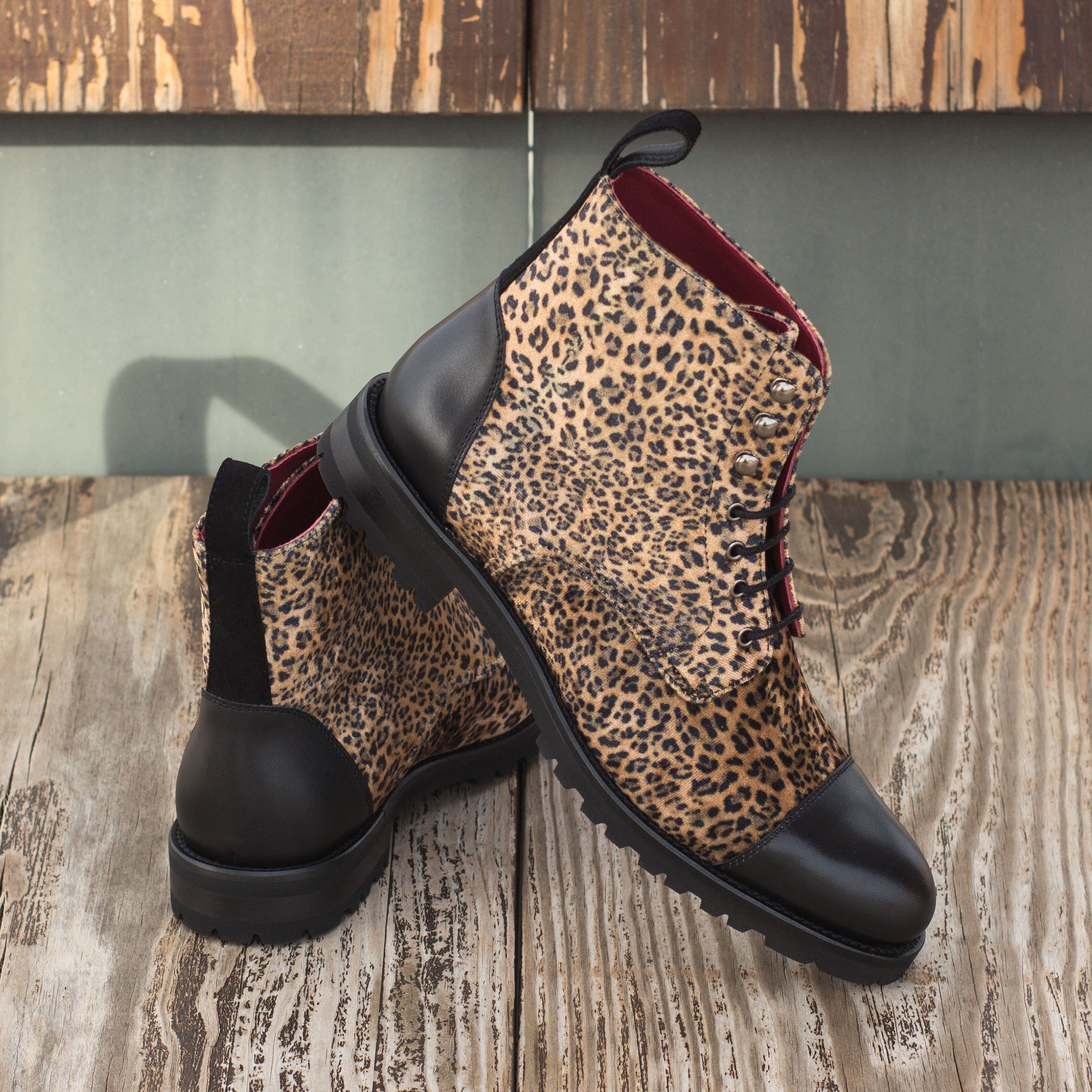 Women's Lace Up Captoe Boot