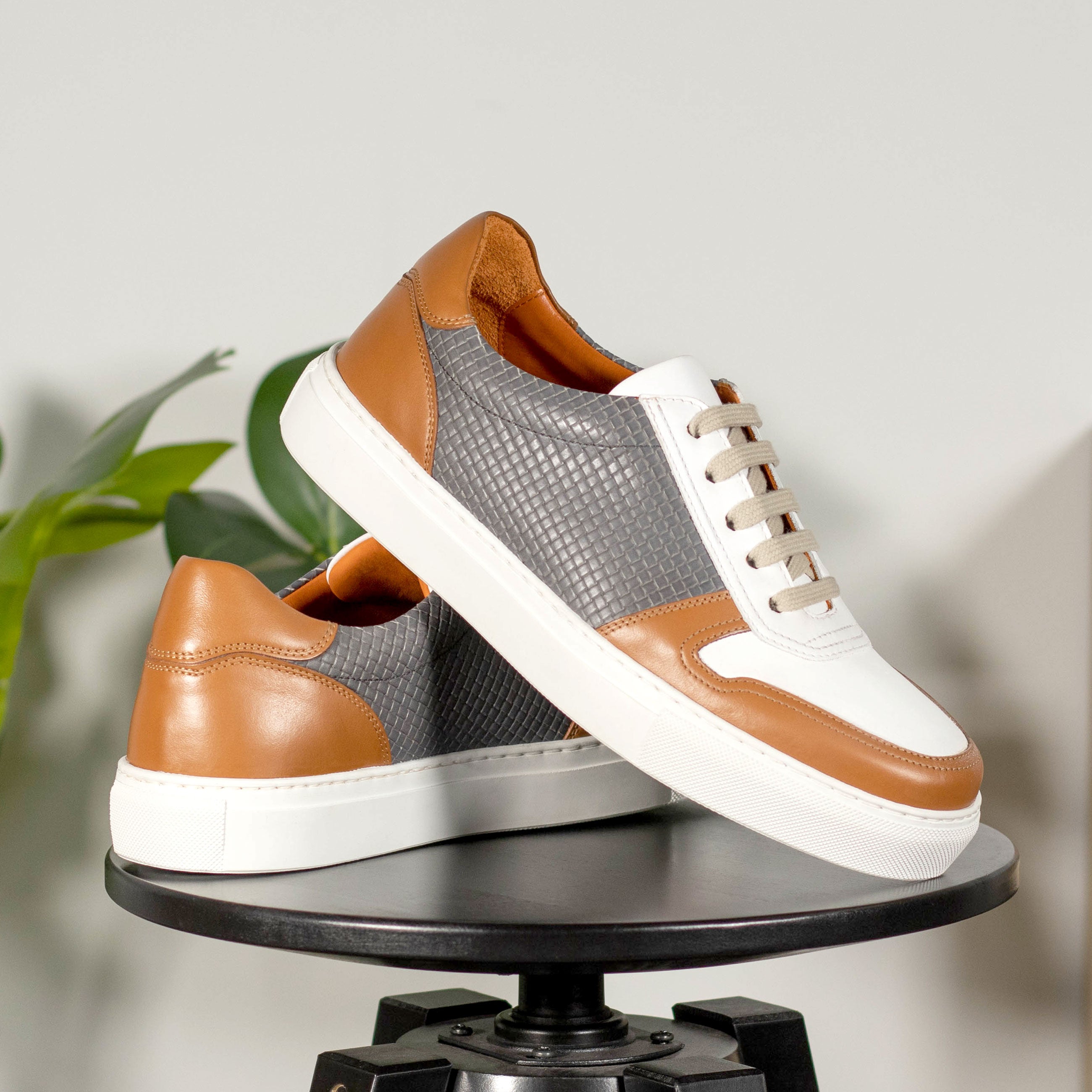 Women's Trainer